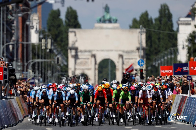 European Championships Munich 2022 - 2022 UEC Road Elite European Championships - Men's Road Race - 14/08/2022 - Scenery - Peloton - photo Ivan Benedetto/UEC/SprintCyclingAgency?2022